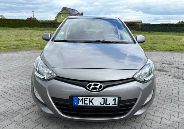 Hyundai i20 cena 22999 przebieg: 136000, rok produkcji 2012 z Świebodzin małe 154